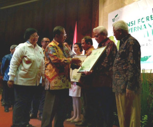 Penyerahan Penghargaan Menteri KLHK